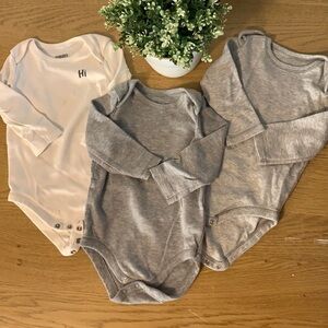 Gymboree Neutral Longsleeve Onesie Baby Bundle